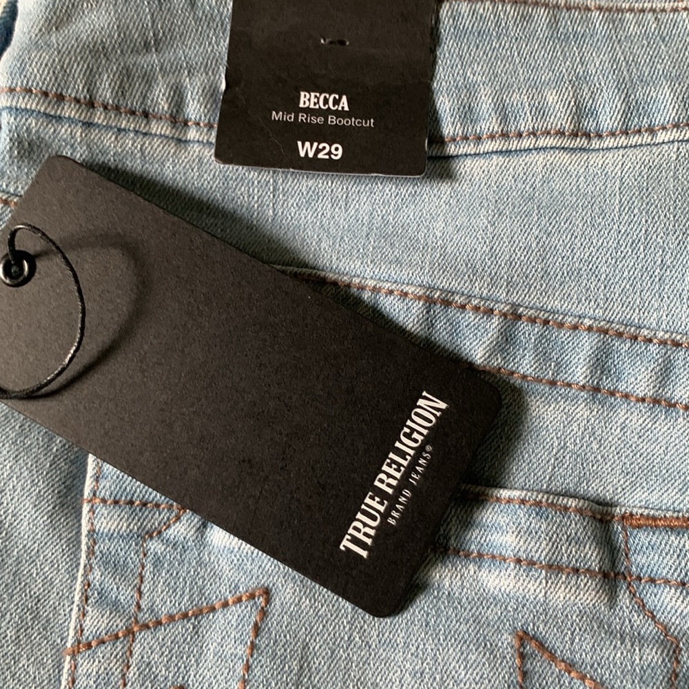 NWT True Religion Becca, mid rise bootcut, light refresh wash, size 29. - Picture 8 of 9